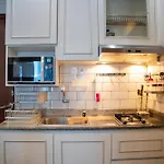 Nice And Cozy 1Br With Extra Room Apartment At Capitol Park Residence By Travelio